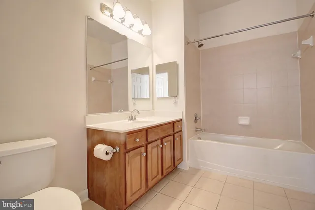 $2,500 | 35 East All Saints Street, Unit 321, Frederick, MD 21701