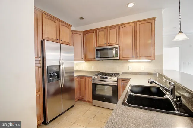 $2,500 | 35 East All Saints Street, Unit 321, Frederick, MD 21701