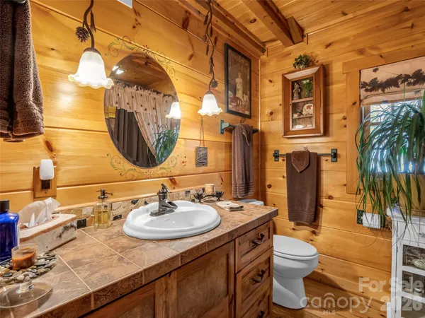 $535,000 | 256 Bear Branch Road, Hendersonville, NC 28792