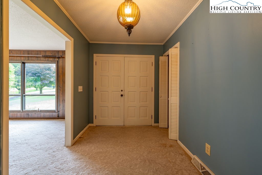 835 Ridge Road Spruce Pine, NC 28777 - Photo 11 of 40 Gallery Image 11