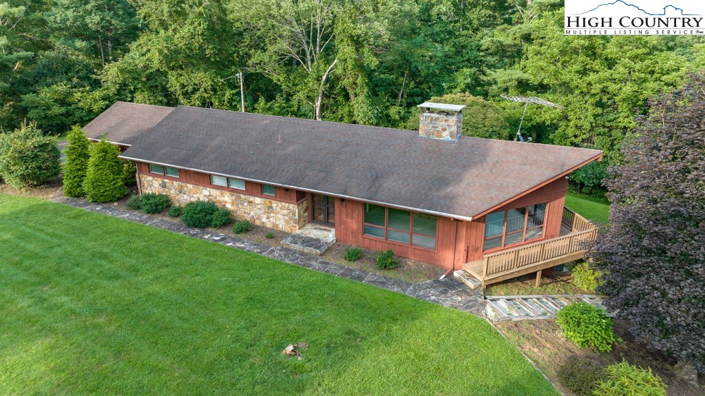 835 Ridge Road Spruce Pine, NC 28777 - Photo 2 of 40 Gallery Image 2