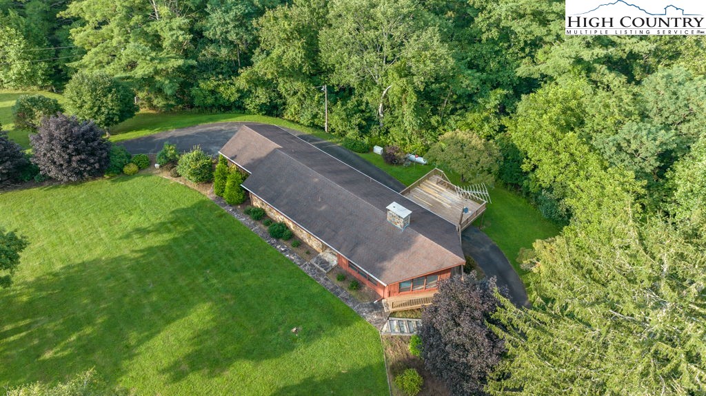 835 Ridge Road Spruce Pine, NC 28777 - Photo 32 of 40 Gallery Image 32
