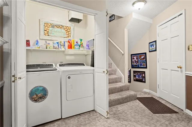 $415,000 | 1400 Northwest Deer Run Trail, Blue Springs, MO 64015