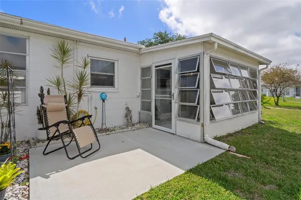 $1,400 | 10008 Daffodil Street, Unit 186, Pinellas Park, FL 33782
