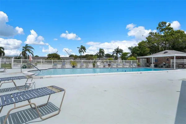 $1,400 | 10008 Daffodil Street, Unit 186, Pinellas Park, FL 33782