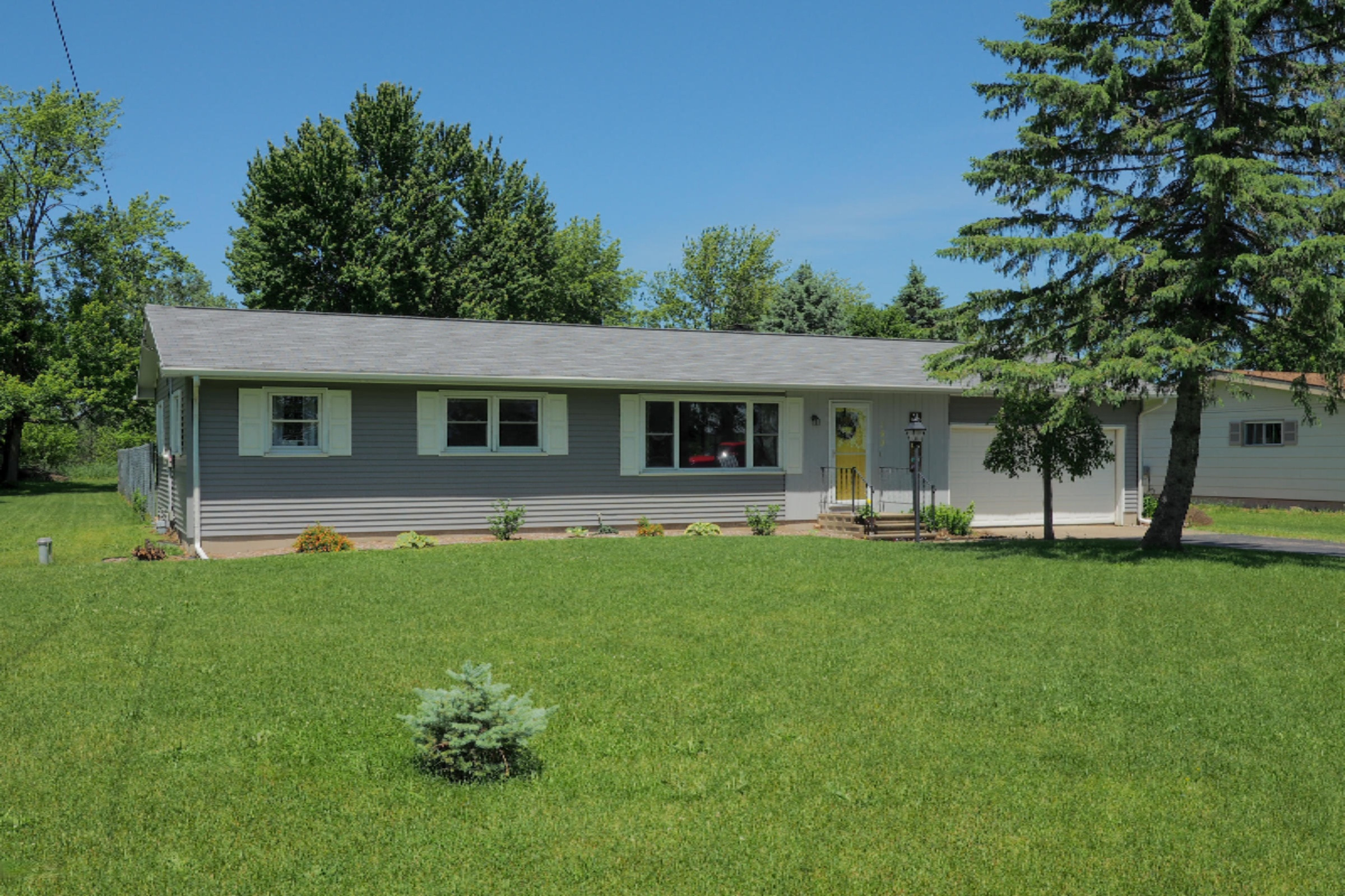 160 W Chicago Rd-101