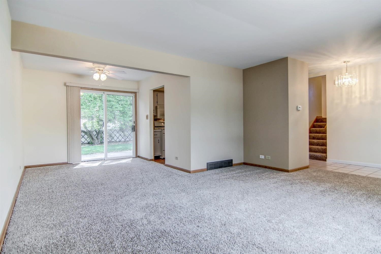 1843 North Rensselaer Street Griffith, IN 46319 - Photo 4 of 10 1500x1000