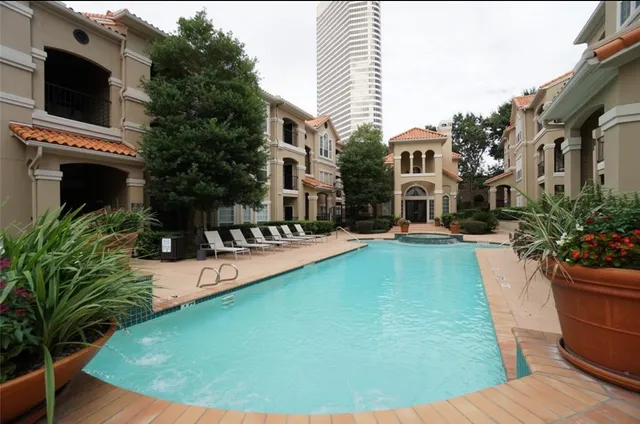 $1,675 | 3231 Allen Parkway, Unit 2308, Houston, TX 77019