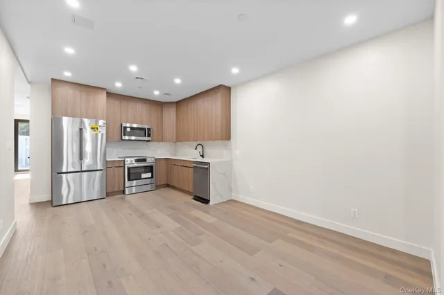 $2,700,000 | 310 Fenimore Street | Prospect Lefferts Gardens