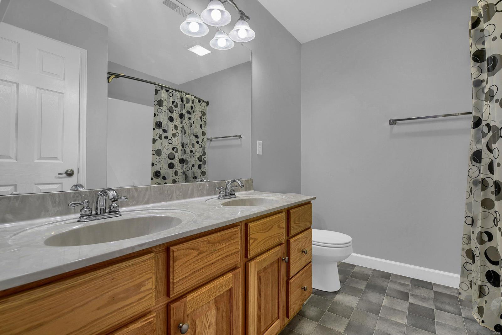 309 Windsor Forrest Road O'Fallon, IL 62269 - Photo 22 of 37 Gallery Image 22
