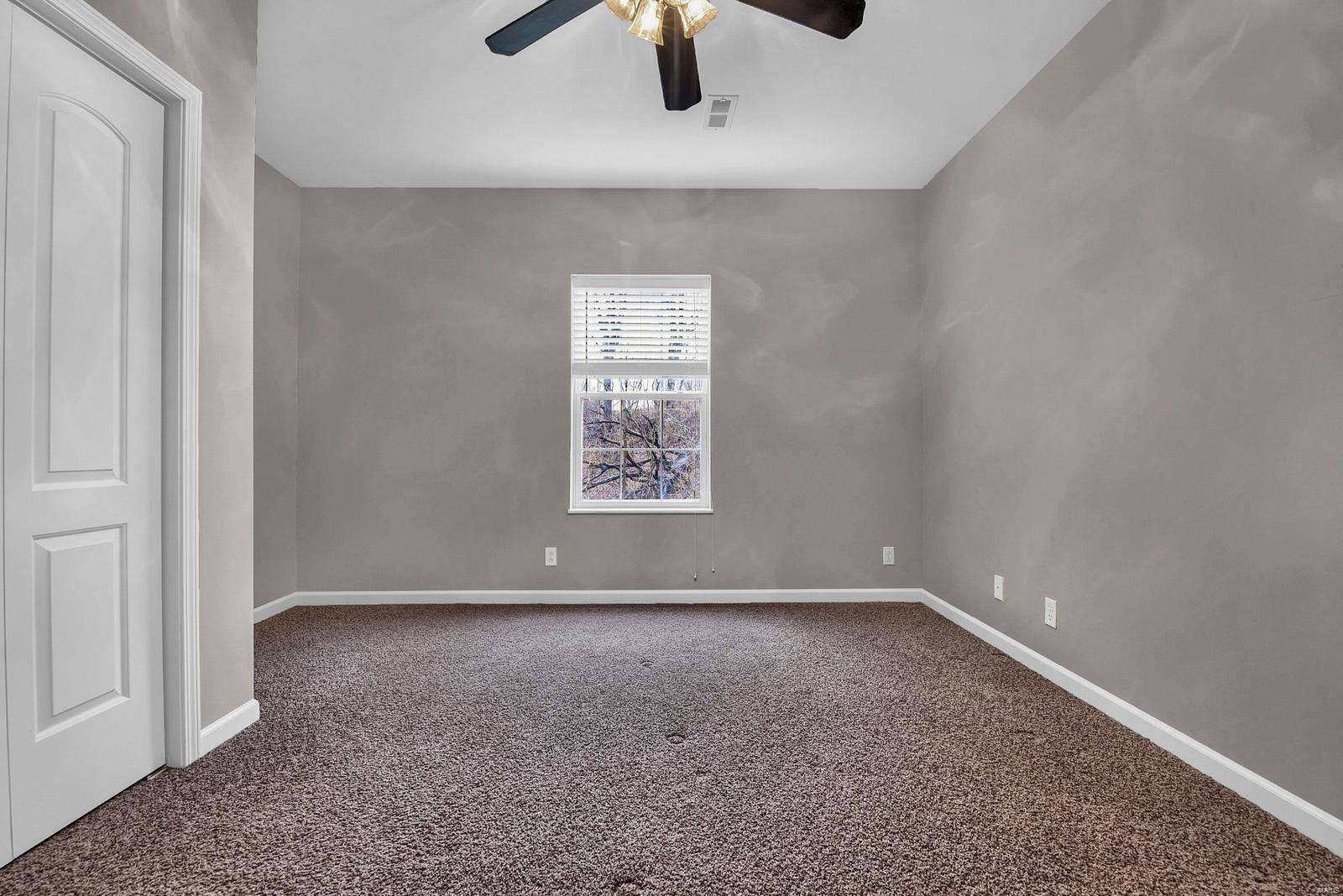 309 Windsor Forrest Road O'Fallon, IL 62269 - Photo 32 of 37 Gallery Image 32