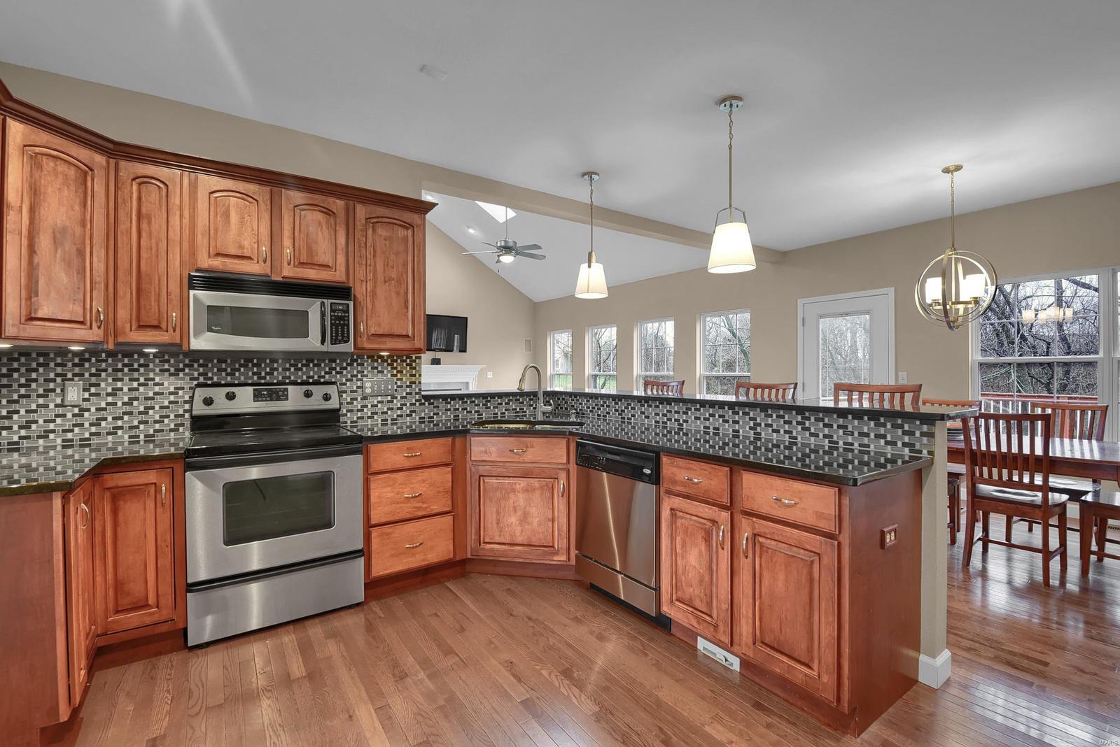 309 Windsor Forrest Road O'Fallon, IL 62269 - Photo 9 of 37 Gallery Image 9
