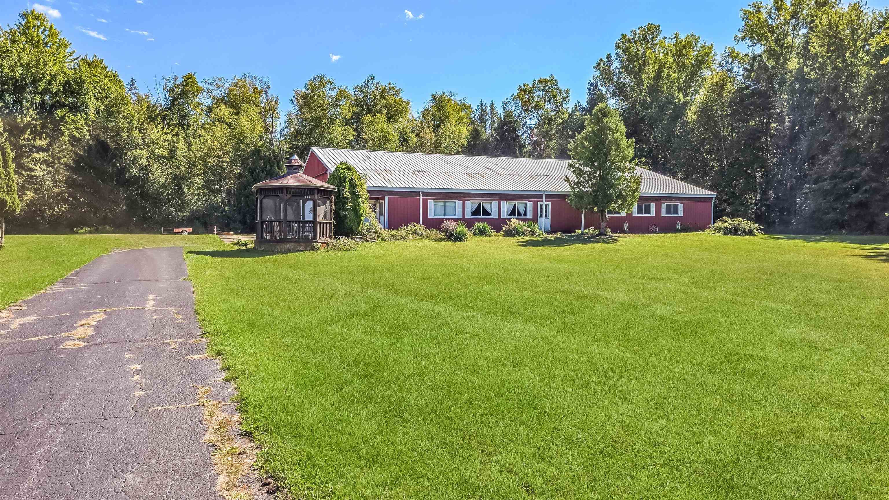 8181 South Lewis Road Birch Run, MI 48415 - Photo 30 of 55 Gallery Image 30