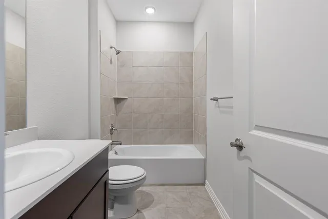 $339,991 | 260 Sugarlands Drive, Greenville, TX 75402