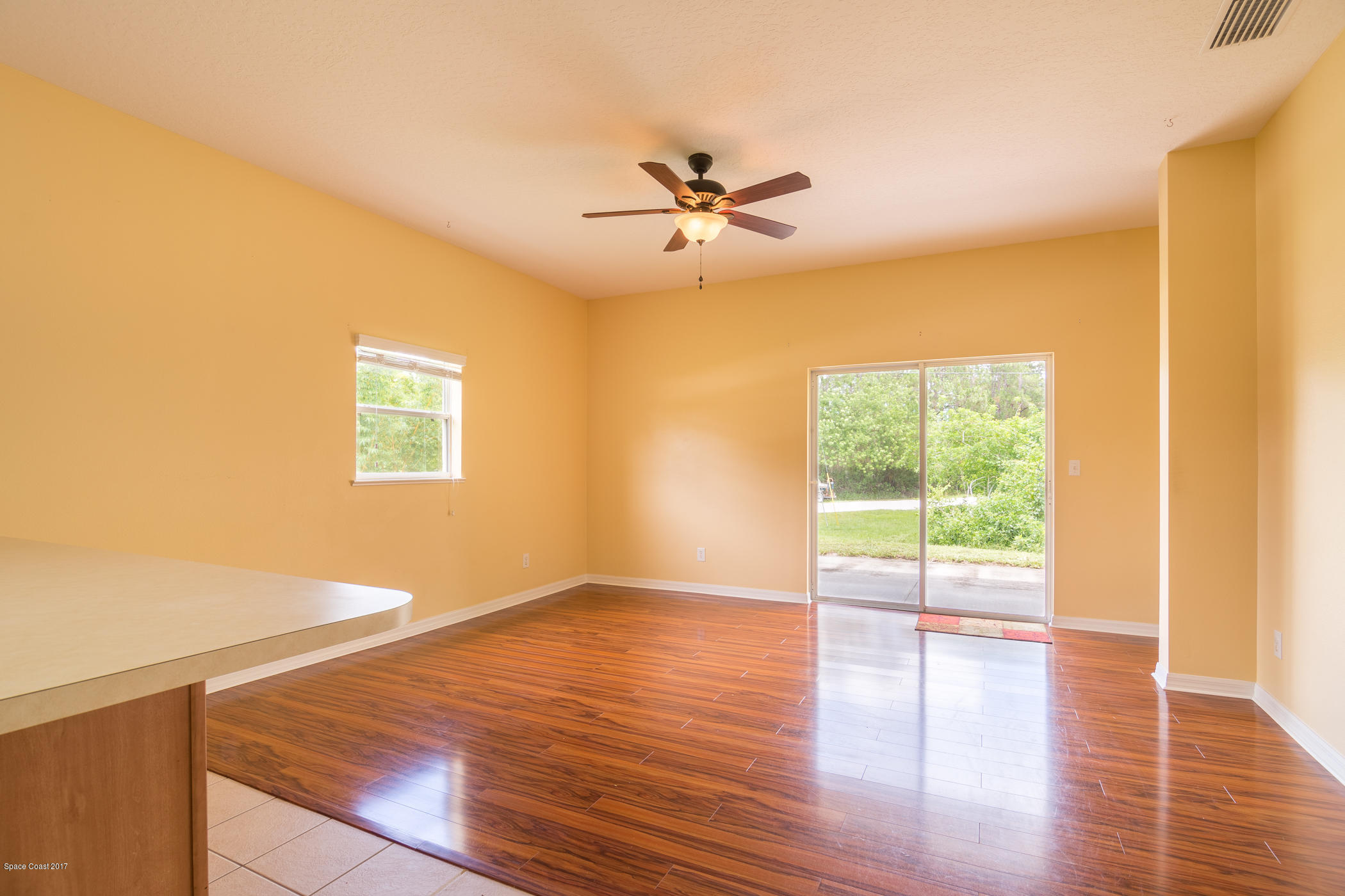 1875 Dragon Road Southeast Palm Bay, FL 32909 - Photo 10 of 18 Family room
