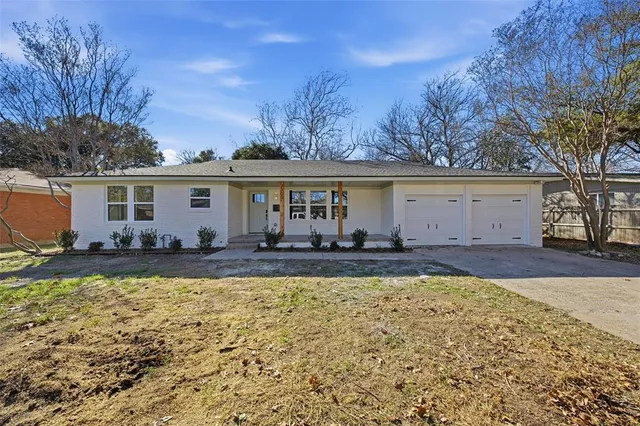 $299,900 | 2300 North 52nd Street, Waco, TX 76710