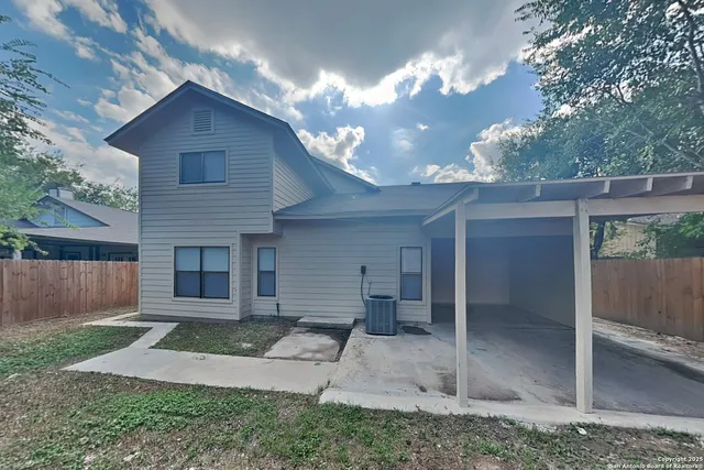 $2,125 | 9122 Autumn Storm, San Antonio, TX 78254