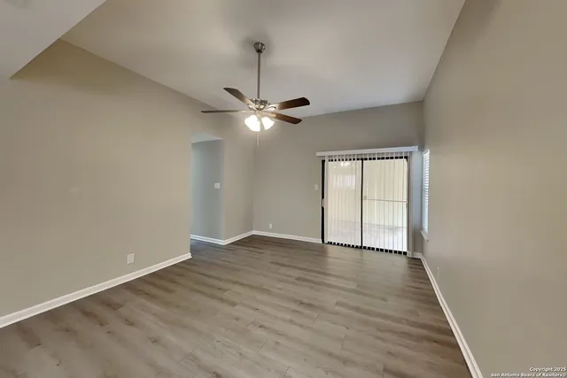 $2,125 | 9122 Autumn Storm, San Antonio, TX 78254