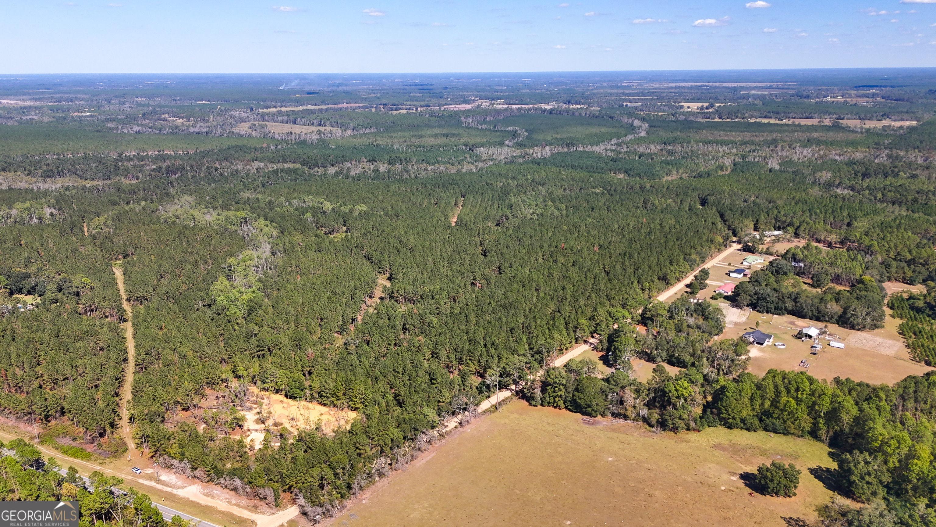 0 4th Street Extension Alma, GA 31510 - Photo 3 of 27 a view of a city with an ocean