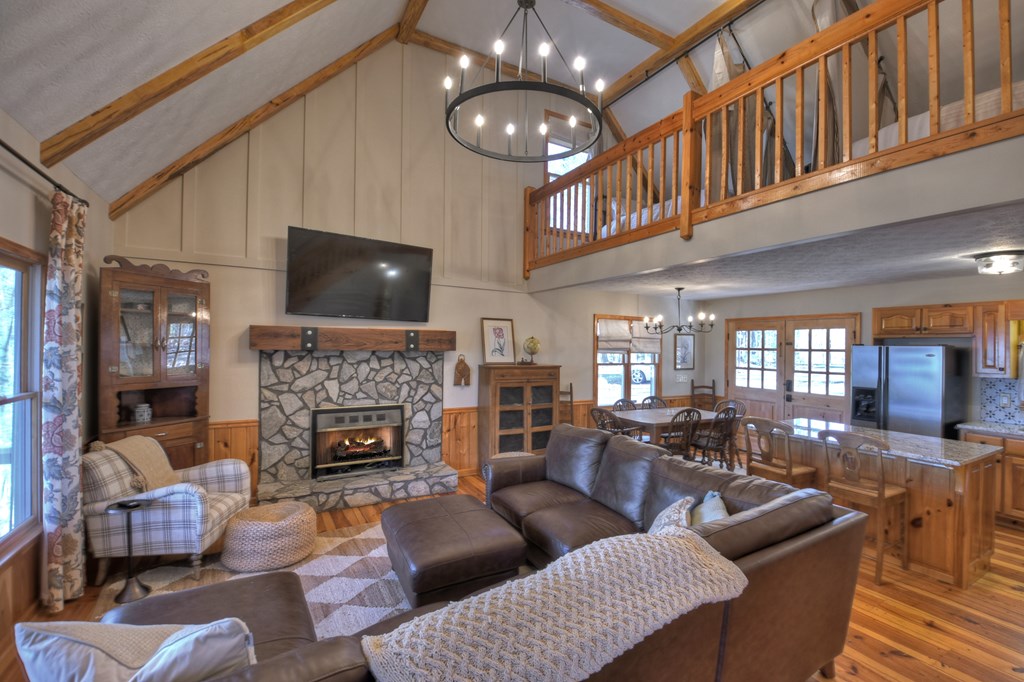 169 Pine Ridge Road Ellijay, GA 30536 - Photo 11 of 37 Living Room