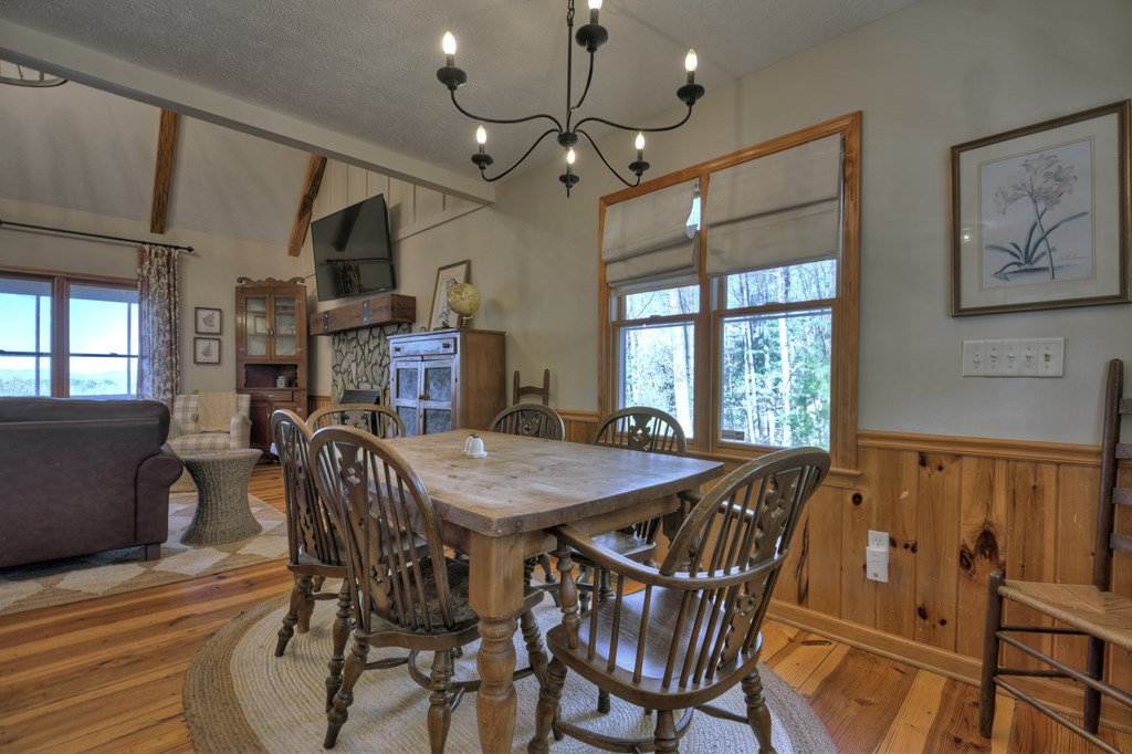 169 Pine Ridge Road Ellijay, GA 30536 - Photo 9 of 37 Breakfast/ Dining area