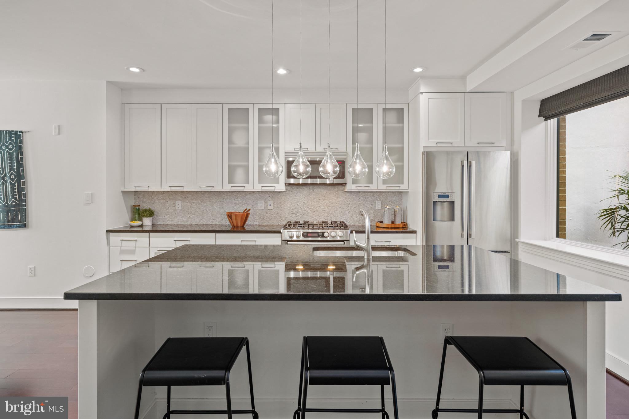 2360 Champlain Street Northwest, Unit B2 Washington, DC 20009 - Photo 12 of 30