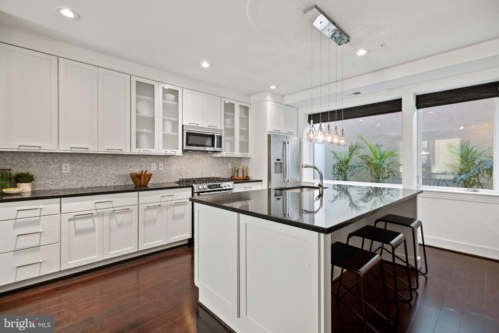 2360 Champlain Street Northwest, Unit B2 Washington, DC 20009 - Photo 13 of 30