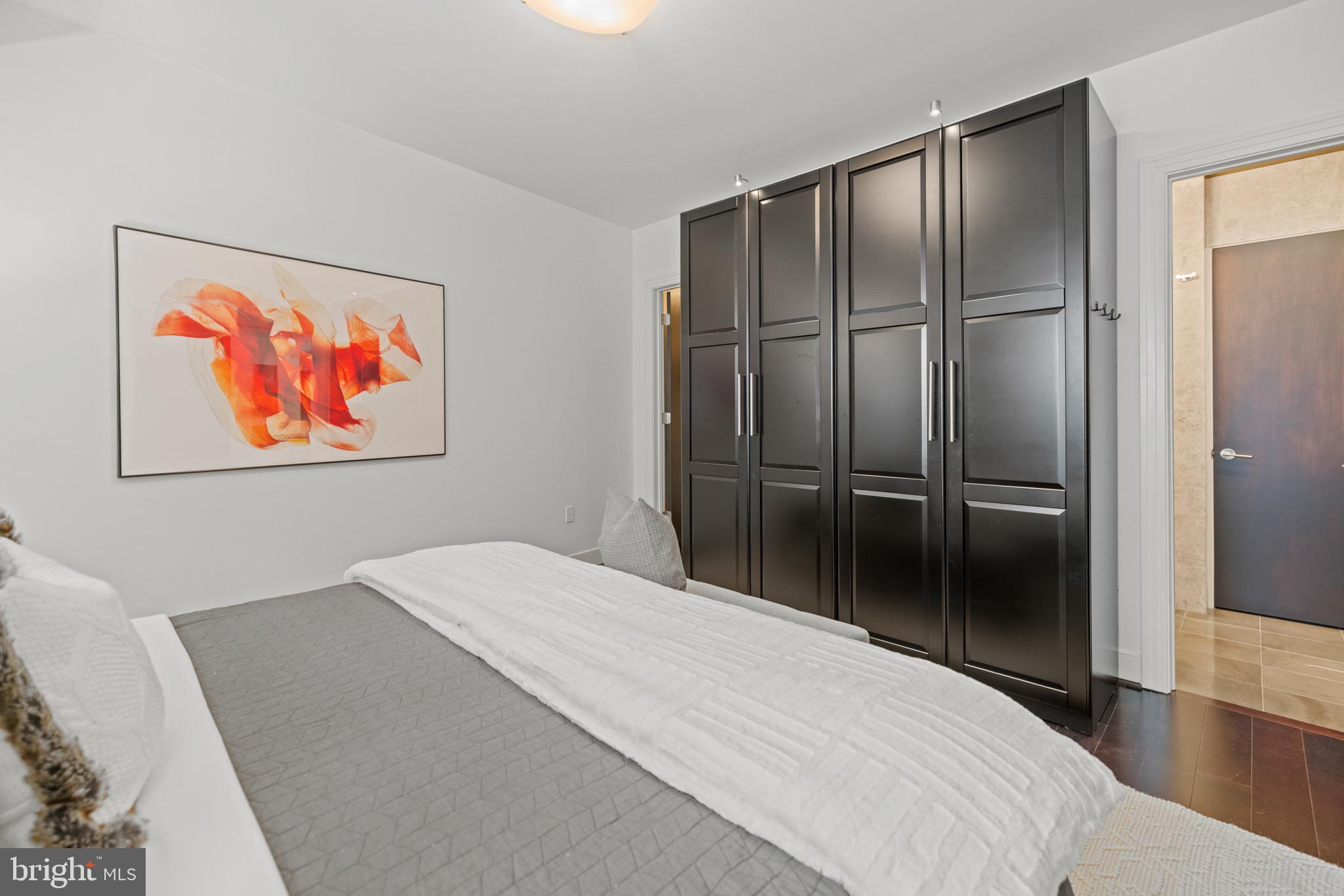 2360 Champlain Street Northwest, Unit B2 Washington, DC 20009 - Photo 17 of 30