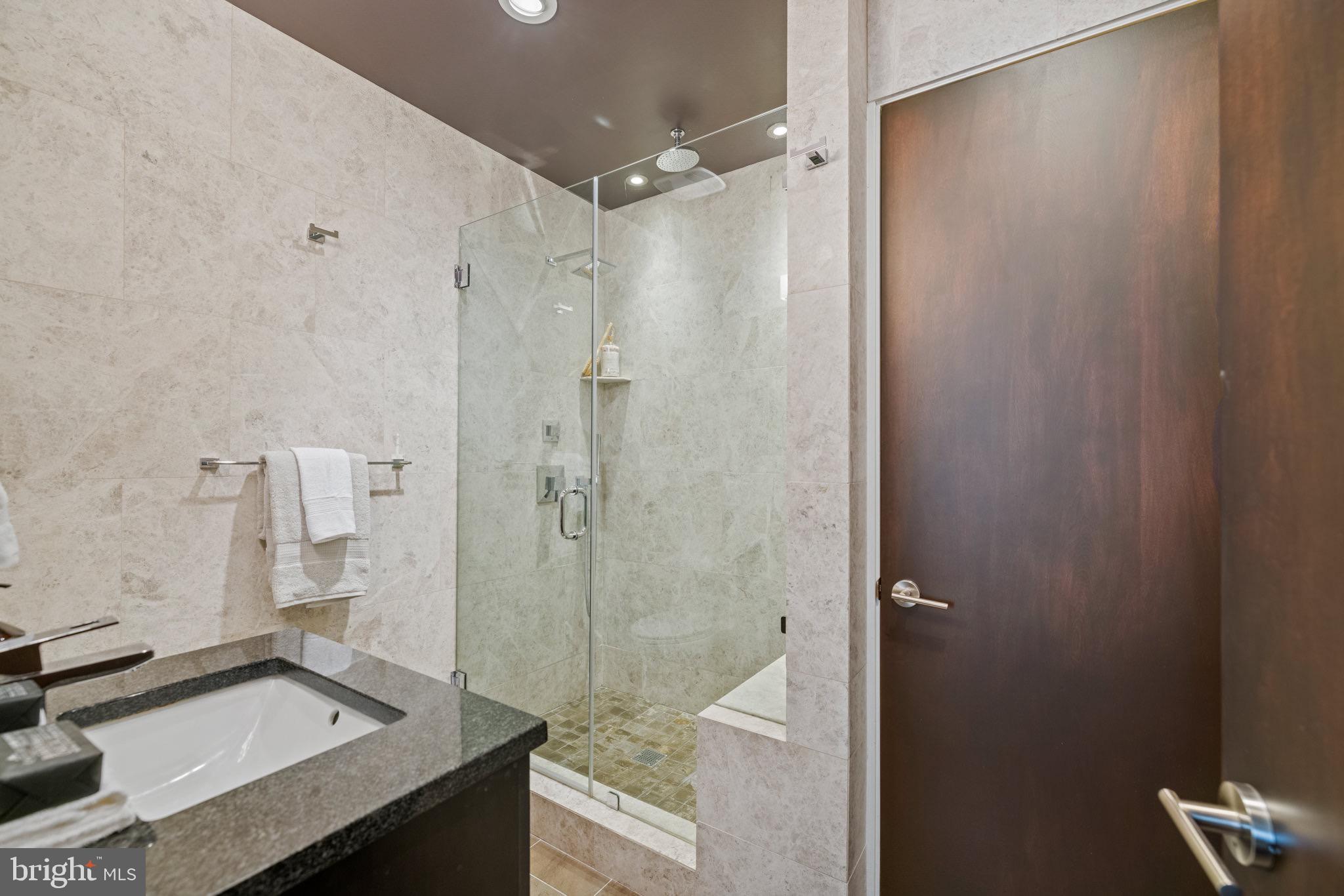 2360 Champlain Street Northwest, Unit B2 Washington, DC 20009 - Photo 20 of 30