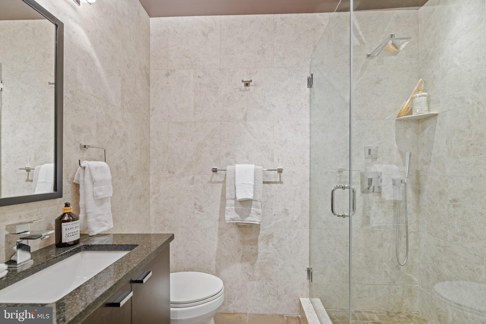 2360 Champlain Street Northwest, Unit B2 Washington, DC 20009 - Photo 21 of 30