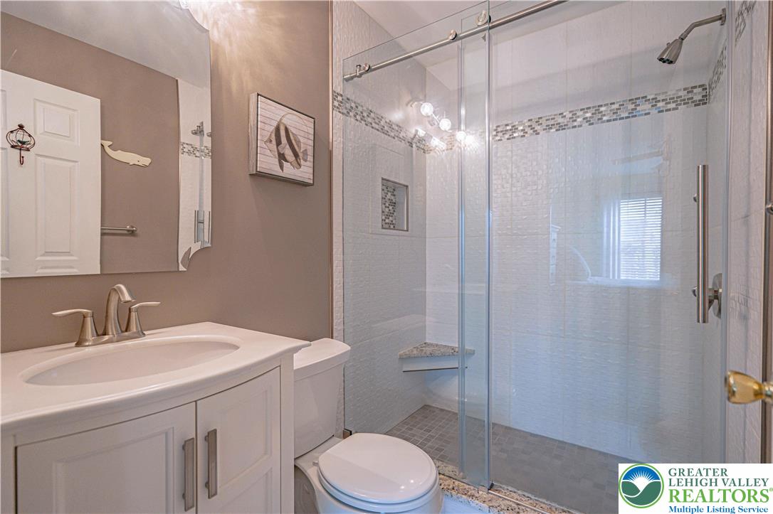 2370 Red Maple Drive Coplay, PA 18037 - Photo 15 of 22 Primary Bath