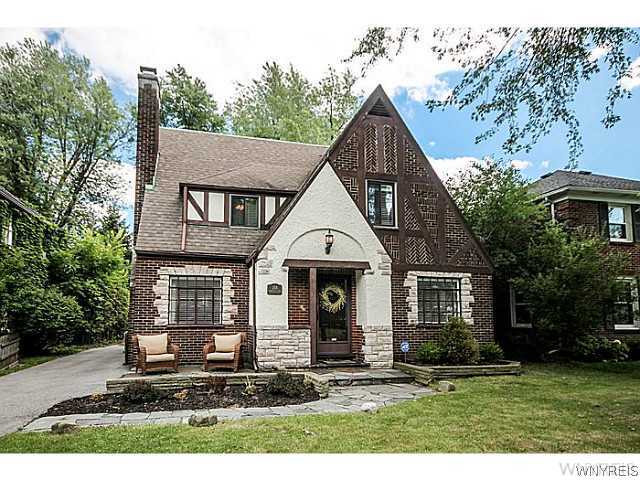 258 Brantwood Road Amherst, NY 14226 - Photo 1 of 1 Exterior Front