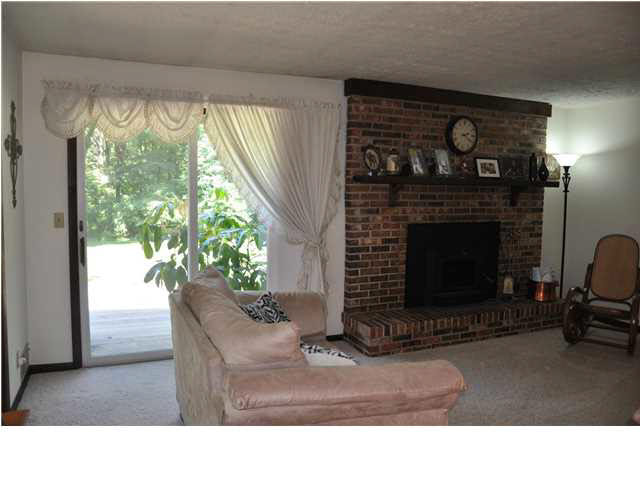 7122 Newman Road Elberfeld, IN 47613 - Photo 5 of 26