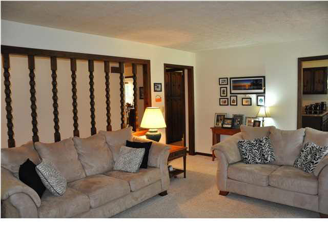7122 Newman Road Elberfeld, IN 47613 - Photo 7 of 26