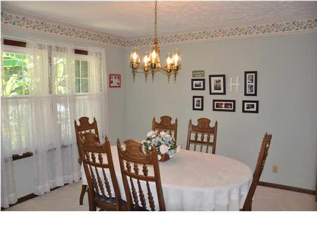7122 Newman Road Elberfeld, IN 47613 - Photo 8 of 26