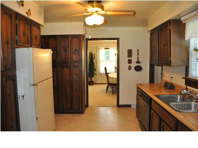 7122 Newman Road Elberfeld, IN 47613 - Photo 10 of 26
