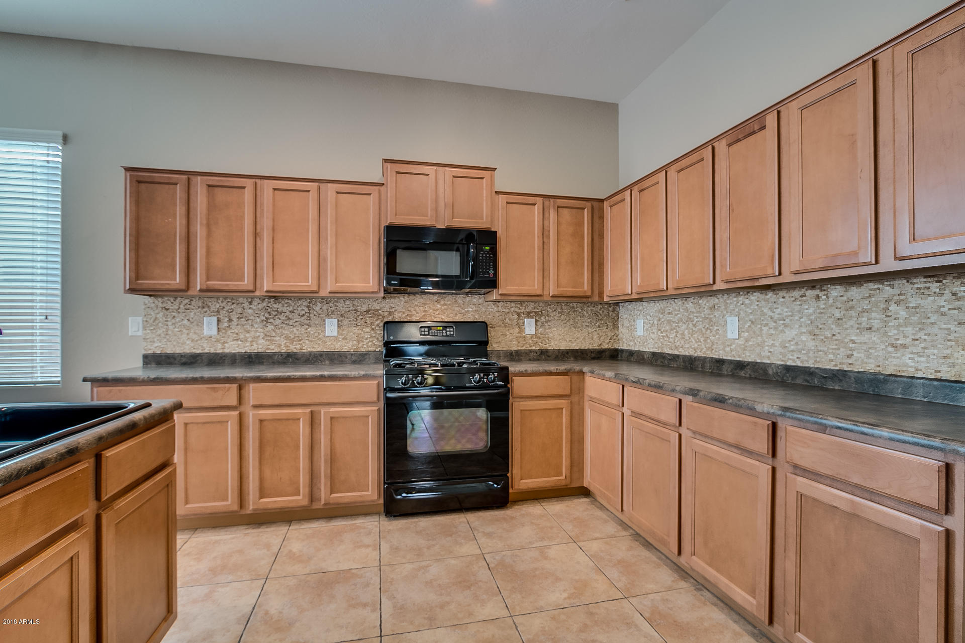 43534 Roth Road Maricopa, AZ 85138 - Photo 9 of 22 Roth-14