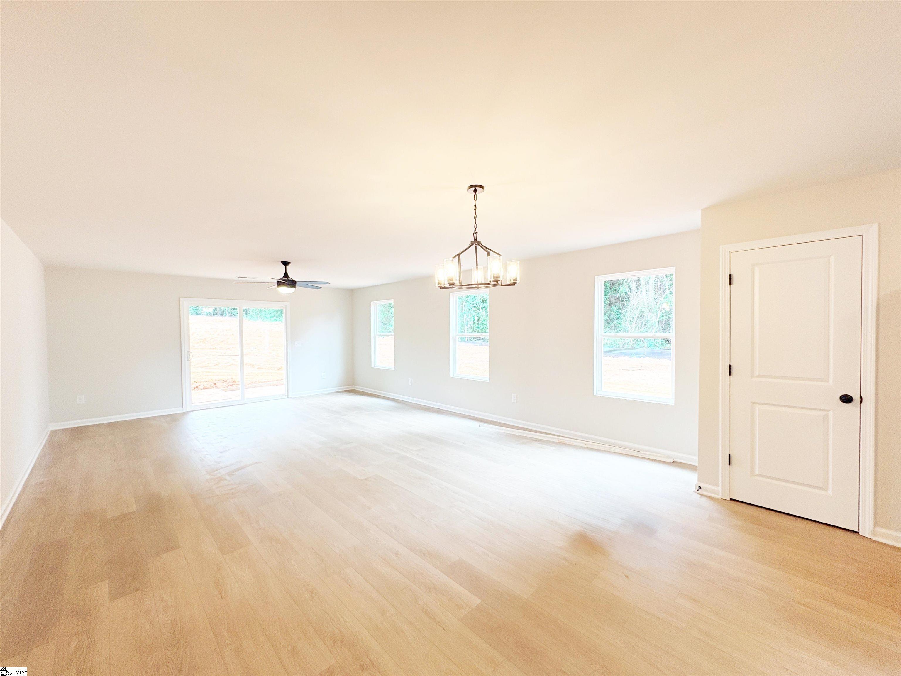 603 South Mountain View Road Greer, SC 29651 - Photo 10 of 27