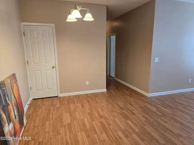 $170,000 | 3015 Winston Drive, Unit 112, Burlington, NC 27215