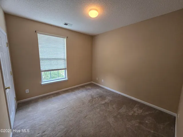 $170,000 | 3015 Winston Drive, Unit 112, Burlington, NC 27215