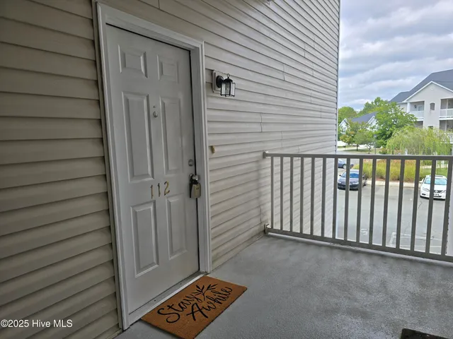 $170,000 | 3015 Winston Drive, Unit 112, Burlington, NC 27215