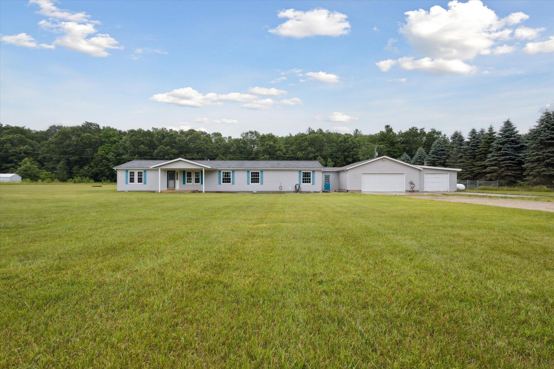 10638 Maple Hill Road Howard City, MI 49329 - Photo 3 of 61 03-10638-Maple-Hill-Rd-Howard-City-MI-49