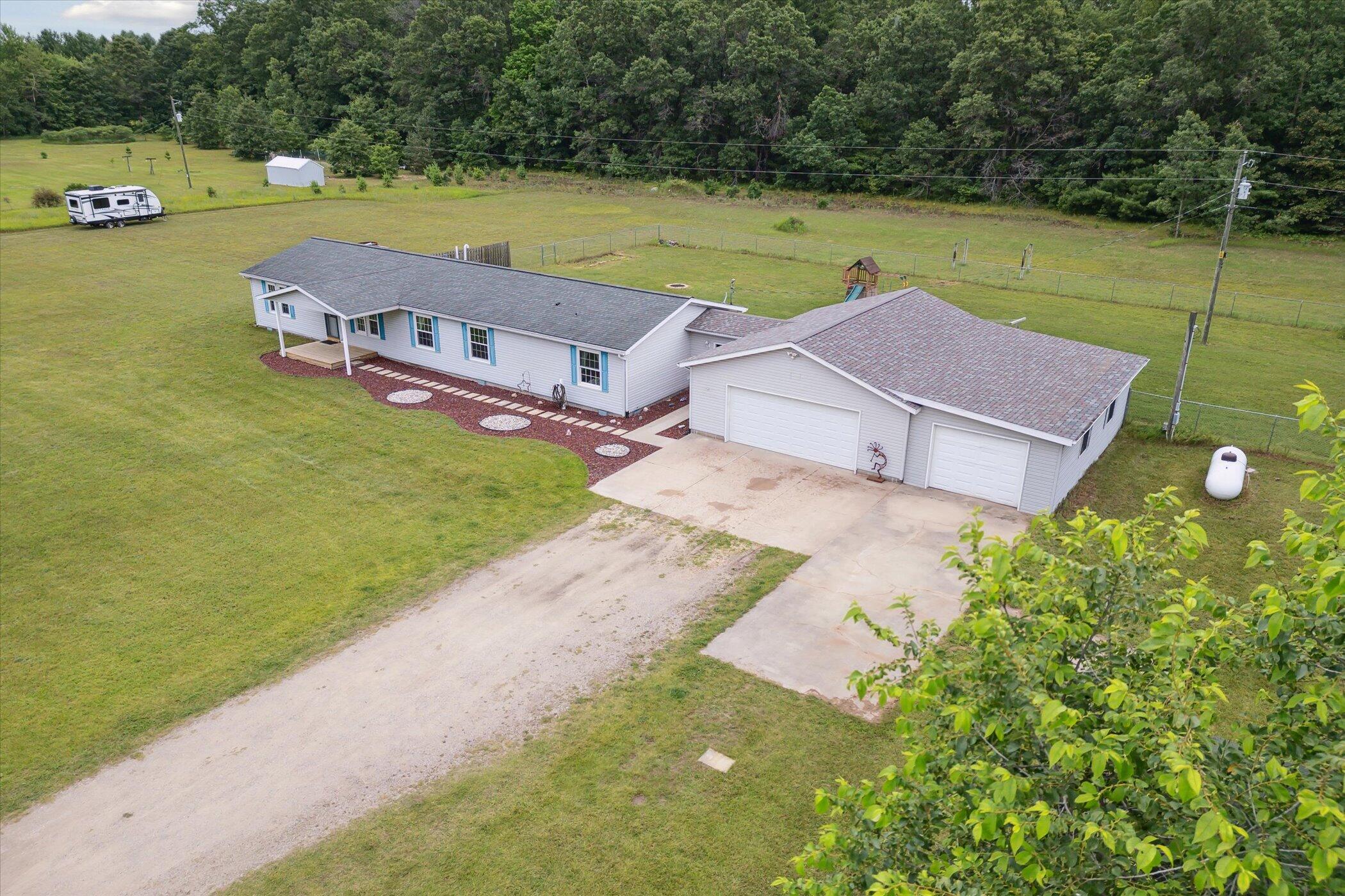 10638 Maple Hill Road Howard City, MI 49329 - Photo 49 of 61 47-10638-Maple-Hill-Rd-Howard-City-MI-49