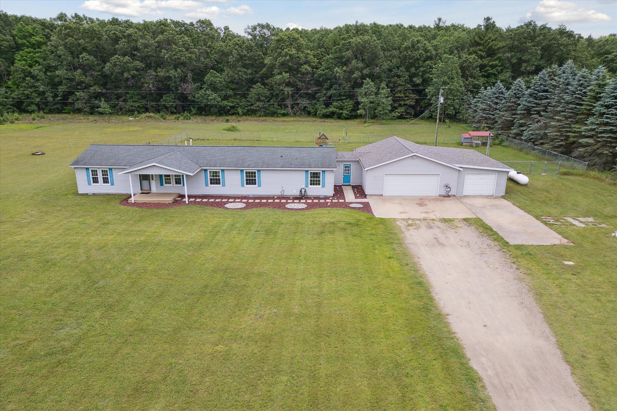 10638 Maple Hill Road Howard City, MI 49329 - Photo 50 of 61 48-10638-Maple-Hill-Rd-Howard-City-MI-49