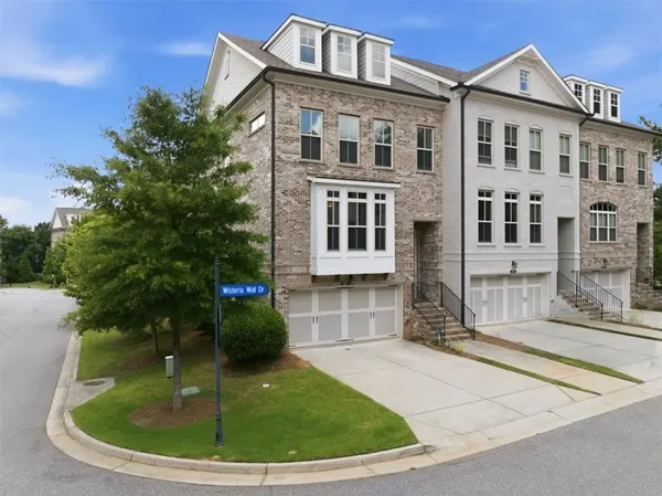 $565,000 | 1421 Wisteria Wall Drive, Suwanee, GA 30024