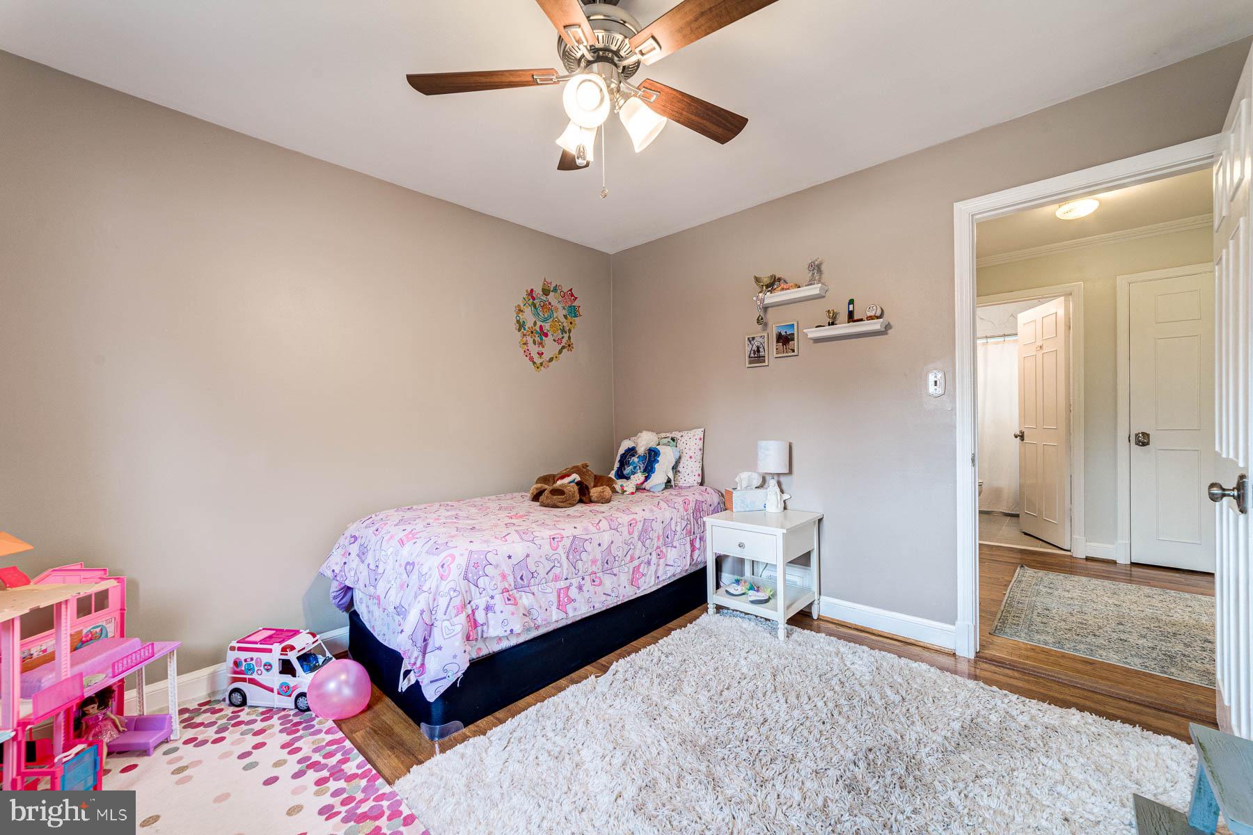 5902 Frederick Street Springfield, VA 22150 - Photo 18 of 46 Bedroom #2
