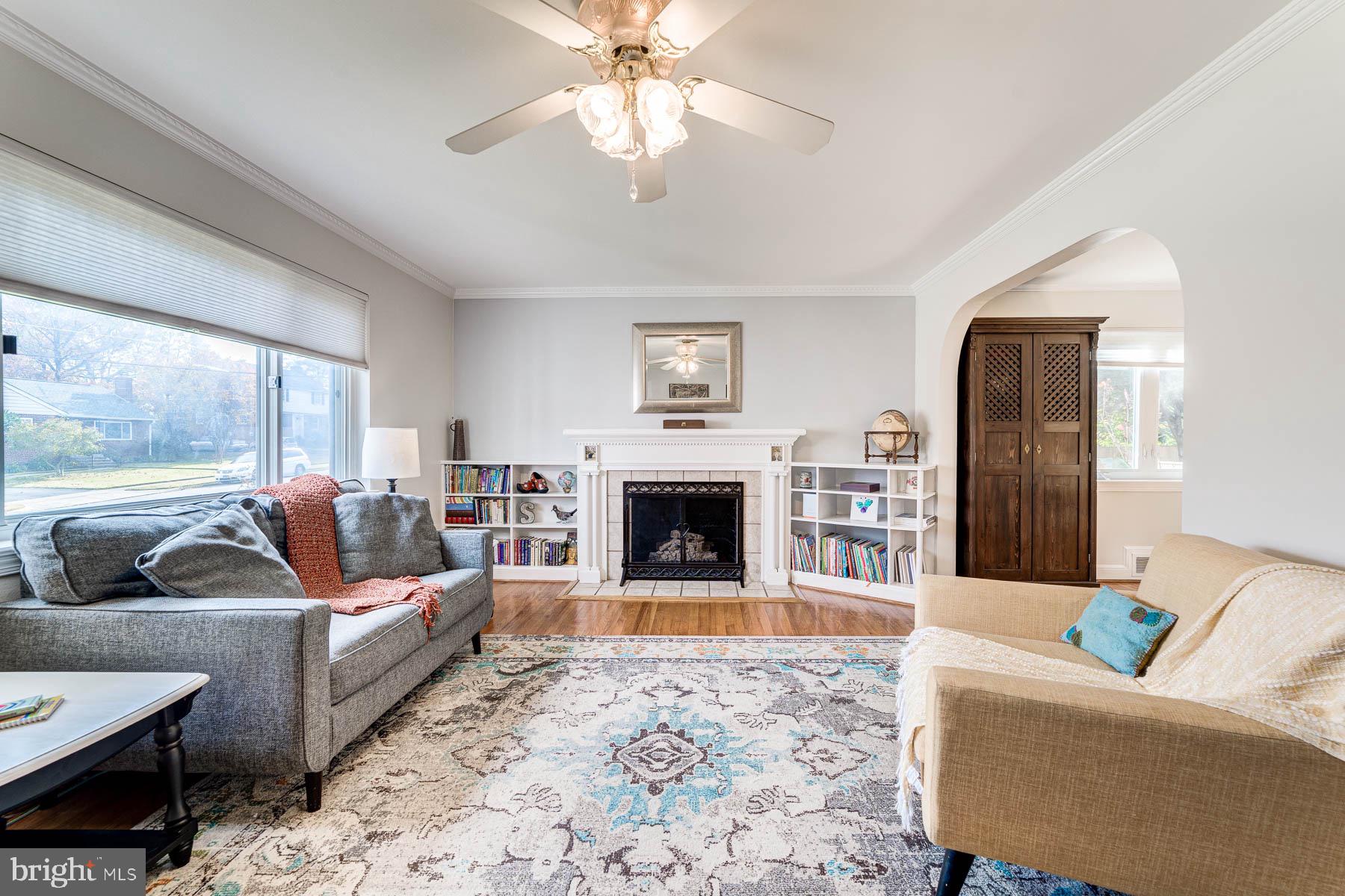 5902 Frederick Street Springfield, VA 22150 - Photo 6 of 46 Spacious Living Room w/gas fireplace & built-ins