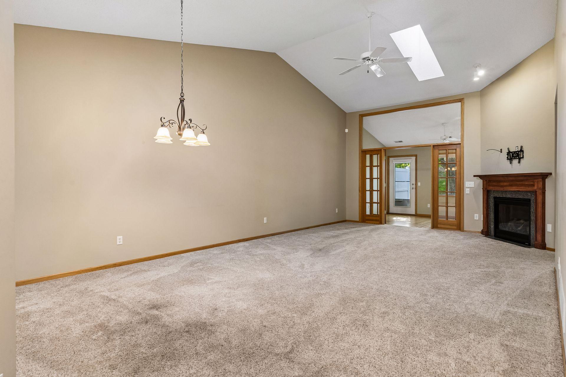 7658 Newbury Road St. Paul, MN 55125 - Photo 5 of 44 Gallery Image 5