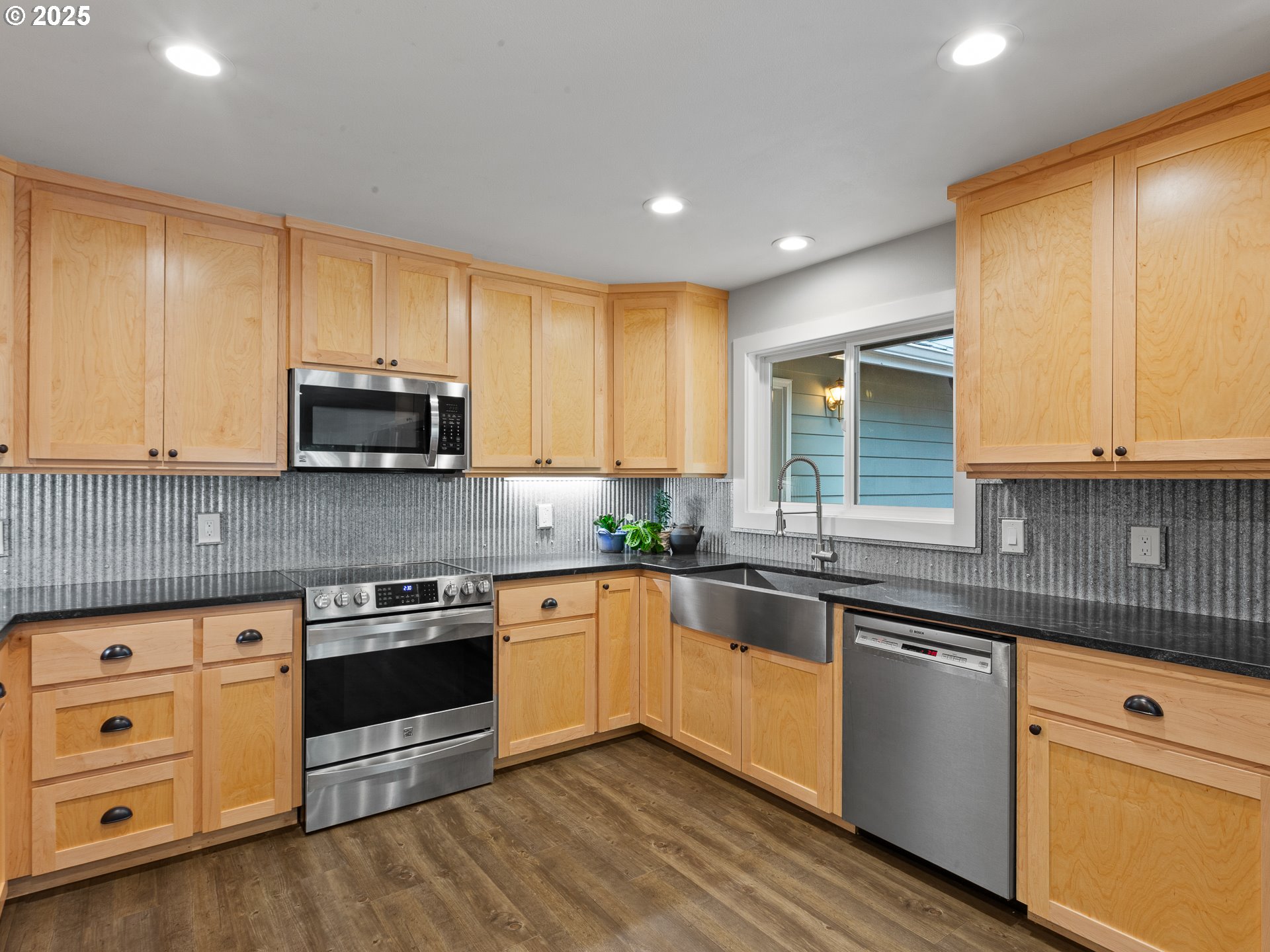 34603 Southeast Jarl Road Boring, OR 97009 - Photo 6 of 48