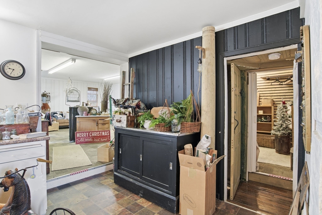 148 River Street West Springfield, MA 01089 - Photo 11 of 26